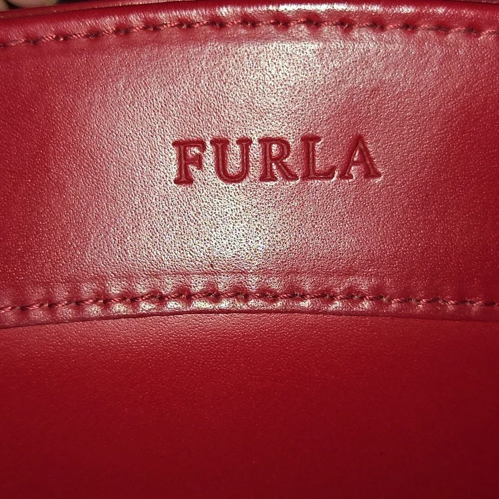 FURLA red leather handbag - Picture 9 of 11